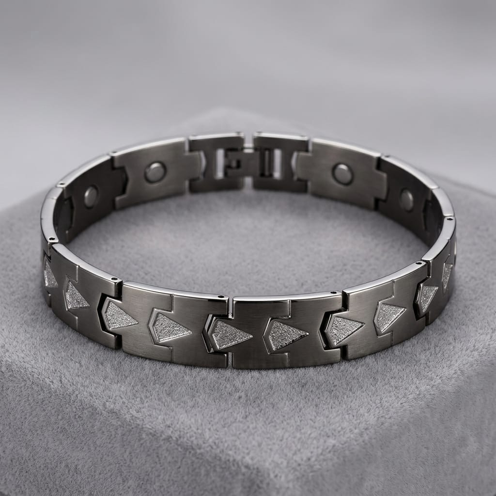 Elegant Silver Bracelet