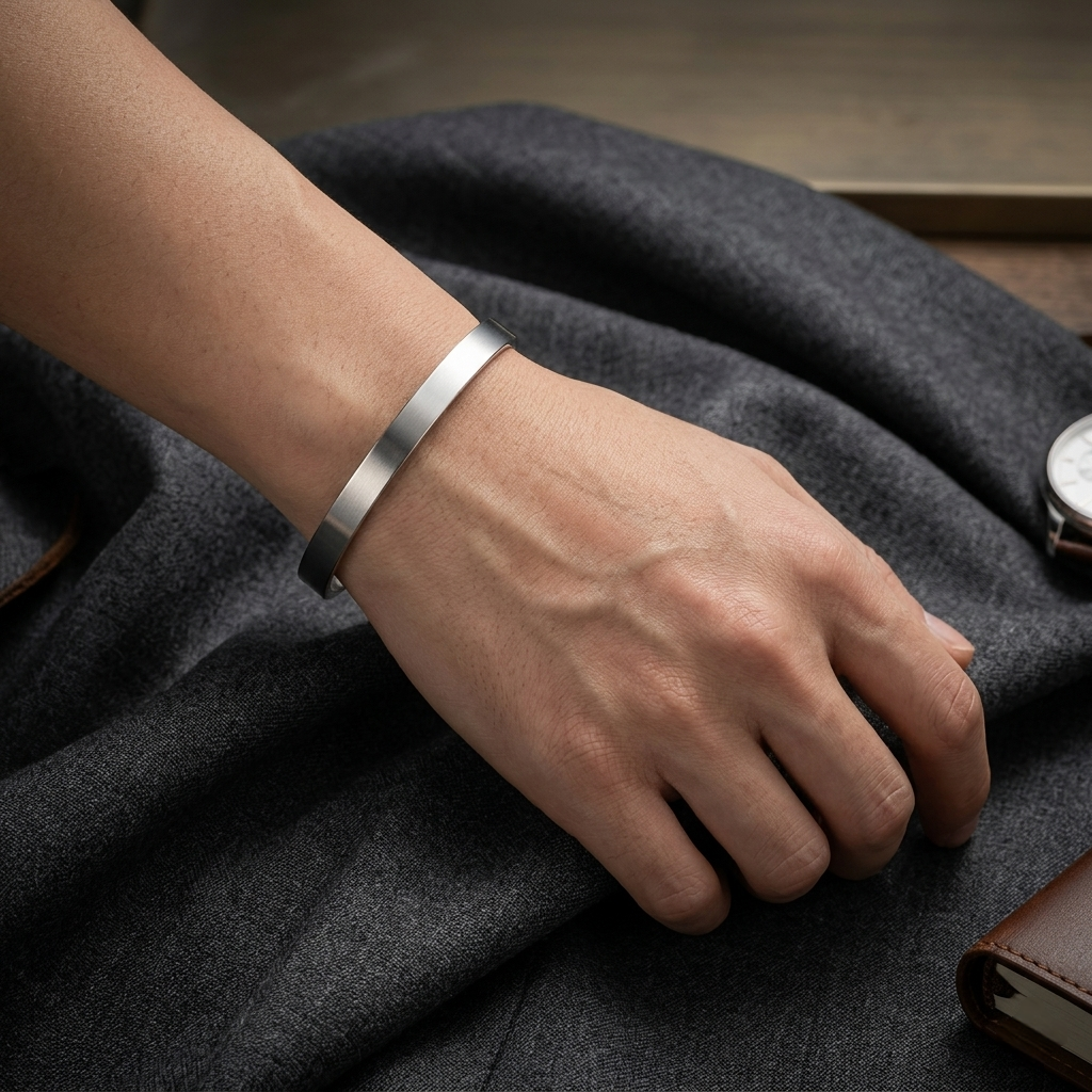 Elegant Silver Bangle Bracelet